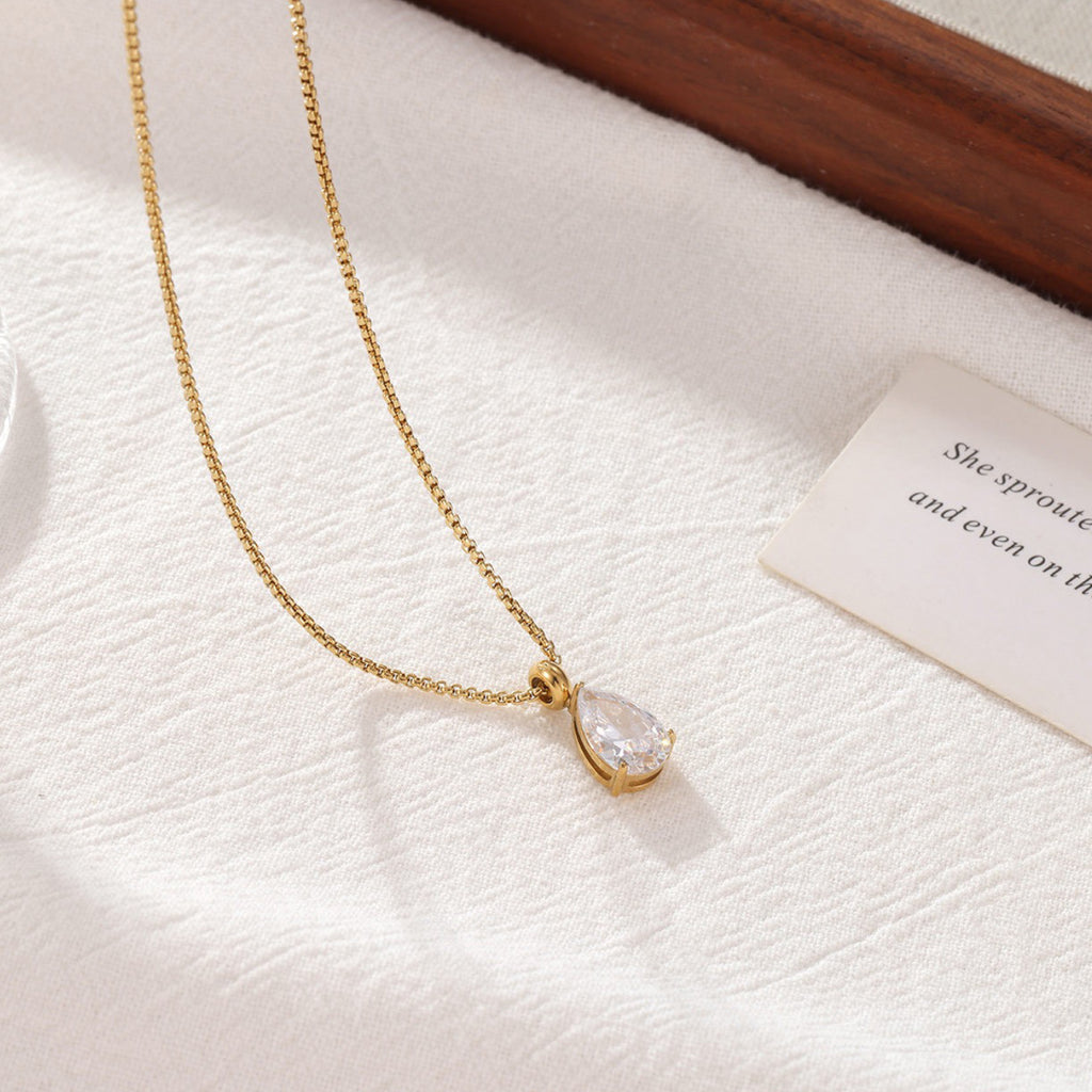 Raqdennia 18K Gold Plated Teardrop Pendant Necklace with Simulated Diamonds Daily Wear Jewelry Gift on Birthday Anniversary Christmas Valentines’ Day Mother’s Day